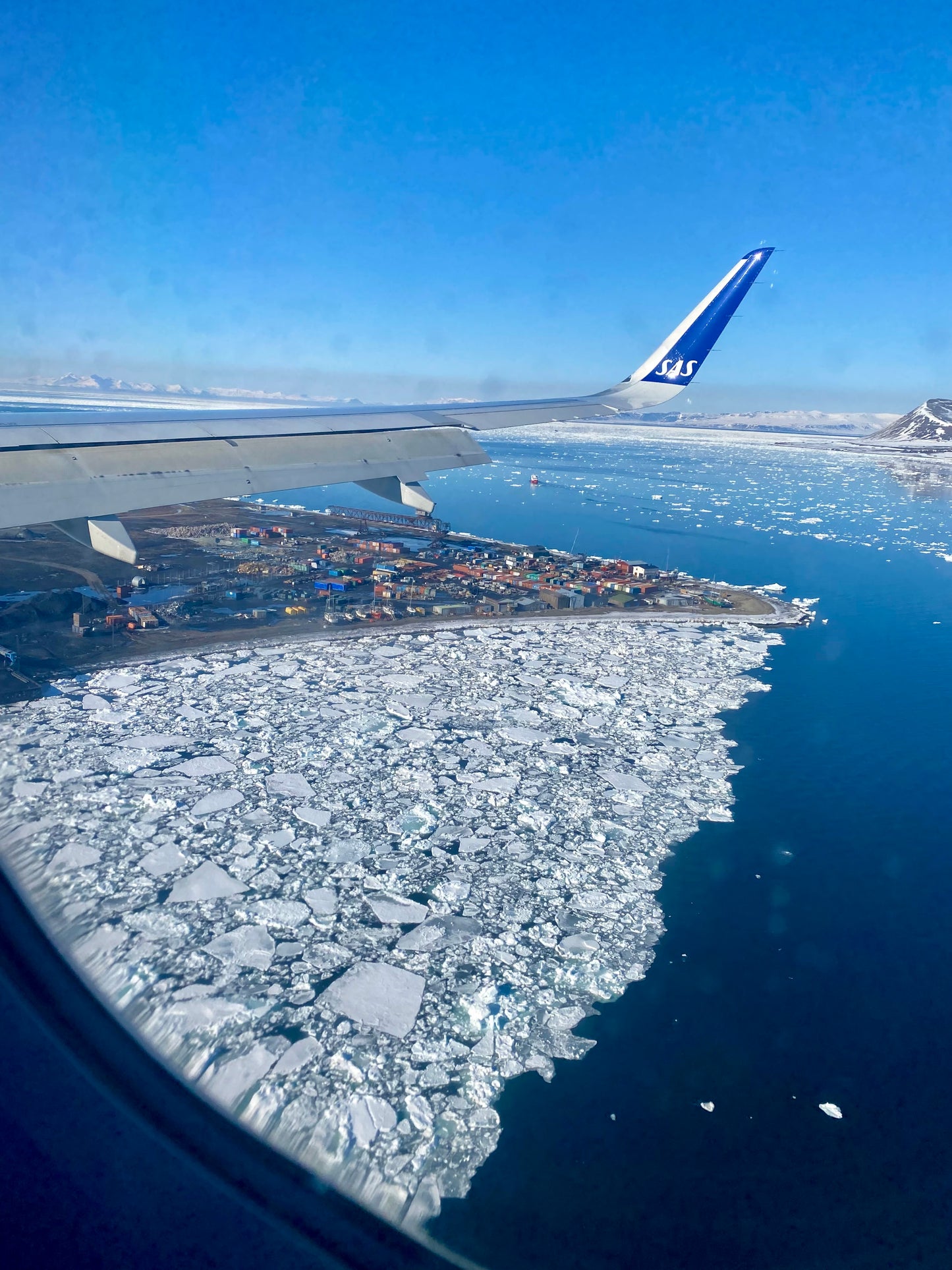 Svalbard ski tour